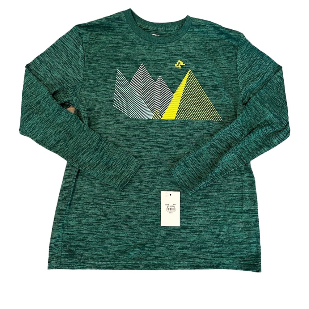 NWT Tek Gear boys, long sleeve, quick dry, graphic T-shirt